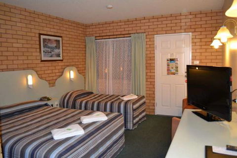 Atlas Motel - Holiday Sunshine Coast 0