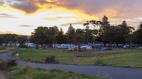 Victor Harbor Beachfront Holiday Park - Sunshine Coast Tourism 1