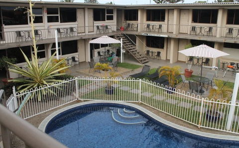 A'Montego Mermaid Beach Motel - Holiday Sunshine Coast 0