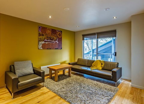 Altezza 1570 By Alpine Boutique Apartments - Sunshine Coast Tourism 9