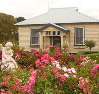 Amor of Red Hill - Sunshine Coast Tourism