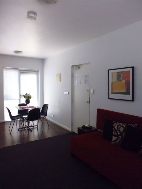 Apartments Of South Yarra - Holiday Sunshine Coast 5