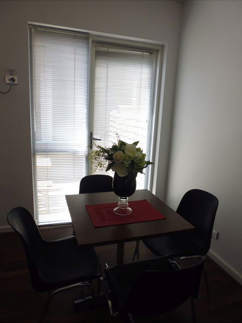 Apartments Of South Yarra - Holiday Sunshine Coast 6