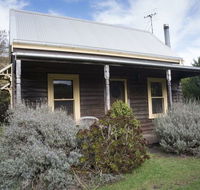 Orchard Cottages - Sunshine Coast Tourism