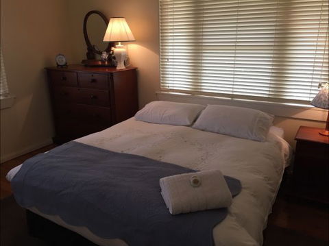 Apartments On-The-Park: March - Holiday Sunshine Coast 1