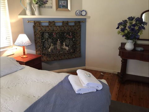 Apartments On-The-Park: March - Holiday Sunshine Coast 3