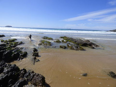 ArtHOUSE Beachfront Accommodation - Holiday Sunshine Coast 7