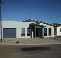 Coastal Getaway - Sunshine Coast Tourism