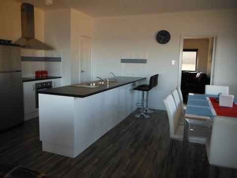 Coastal Getaway - Sunshine Coast Tourism 2