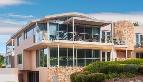 Highview On North - Sunshine Coast Tourism 0