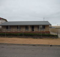 Lawhill Lodge - Sunshine Coast Tourism