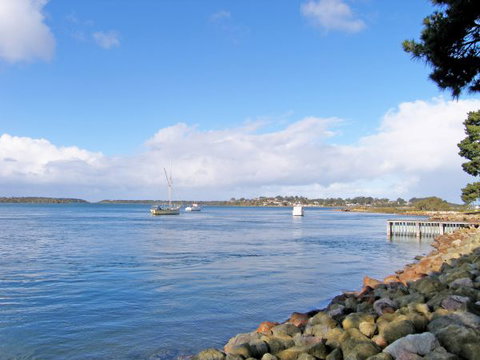 Comarong Cottage - Sunshine Coast Tourism 7