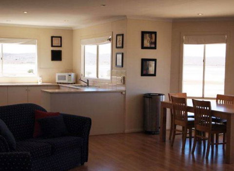 Mariner's Retreat - Sunshine Coast Tourism 3