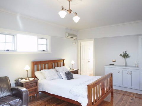 WillOaks B&B - Sunshine Coast Tourism 1