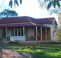 Baranduda Homestead BB Cottages - Sunshine Coast Tourism