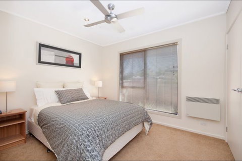 Hamilton Accommodation - Sunshine Coast Tourism 6