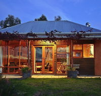 Minko Farmstay - Sunshine Coast Tourism