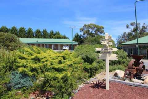 Top Of The Town Motor Inn Yackandandah - Sunshine Coast Tourism 6