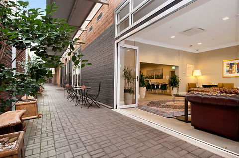 Adabco Boutique Hotel - Holiday Sunshine Coast 1