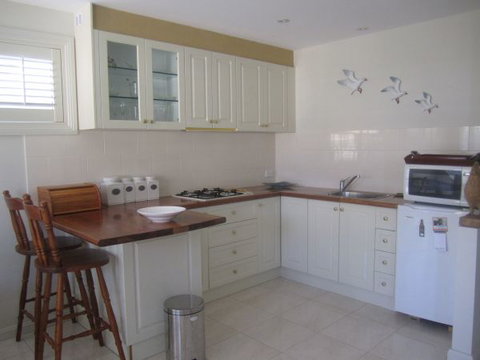 Couples Retreat - Sunshine Coast Tourism 3