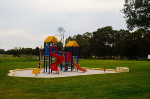 Acclaim Swan Valley Tourist Park - Holiday Sunshine Coast 3