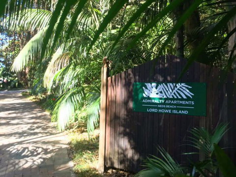 Admiralty Apartments - Holiday Sunshine Coast 5