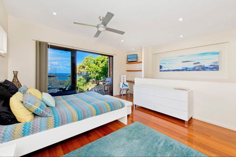 Akama Vista - Couple's Retreat - Holiday Sunshine Coast 3