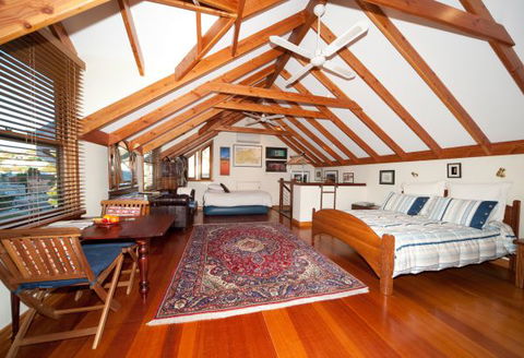 An Oasis In The City - Holiday Sunshine Coast 1