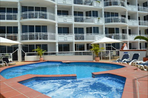 Aquarius Resort - Holiday Sunshine Coast 0