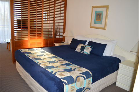 Aquarius Resort - Holiday Sunshine Coast 2
