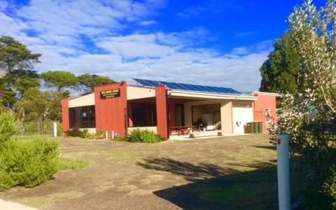 Bellarine Lodge Sleeps 30 - Holiday Sunshine Coast 0