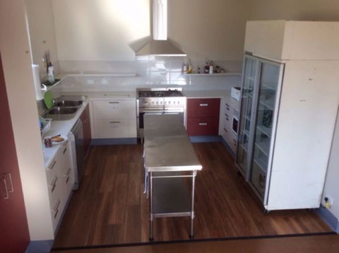 Bellarine Lodge Sleeps 30 - Holiday Sunshine Coast 3