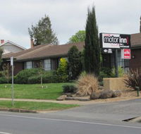 Bristol Hill Motor Inn  Peppas Licensed Restaurant - Holiday Sunshine Coast