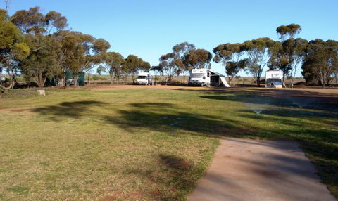 Carrieton Caravan Park - Holiday Sunshine Coast 1