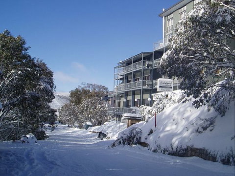 Cedarwood Apartments - Holiday Sunshine Coast 9