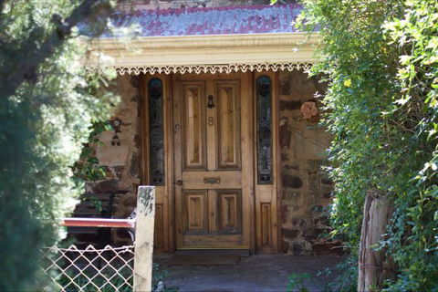 Christabelle Cottage - Sunshine Coast Tourism 3