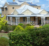 Grovely House Bed and Breakfast - Sunshine Coast Tourism