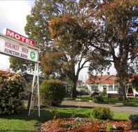 Highlander Haven Motel - Holiday Sunshine Coast