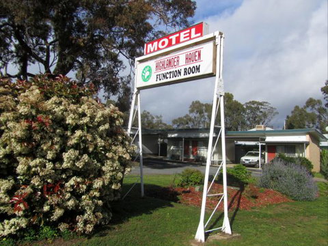 Highlander Haven Motel - Sunshine Coast Tourism 1