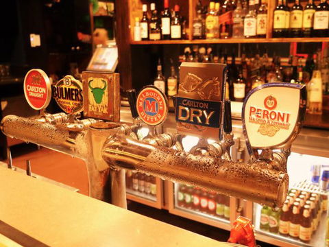 Irish Murphy's Hostel - Sunshine Coast Tourism 4
