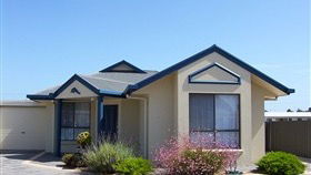 Robe Dolphin Court Apartments - Sunshine Coast Tourism 4