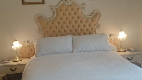 Gaerwood B & B - Holiday Sunshine Coast 0