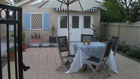 The Studio- 82 Victoria Parade - Sunshine Coast Tourism 0