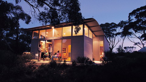 Southern Ocean Retreats - Ridgetop Retreats - Sunshine Coast Tourism 0