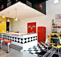 Barossa Old Garage Bed and Breakfast - Sunshine Coast Tourism