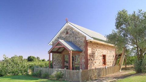 Strathlyn Bed And Breakfast - Sunshine Coast Tourism 0