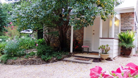 Harcourt Elms Bed And Breakfast - Sunshine Coast Tourism 0