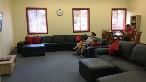 Berri Central Accommodation - Sunshine Coast Tourism 1