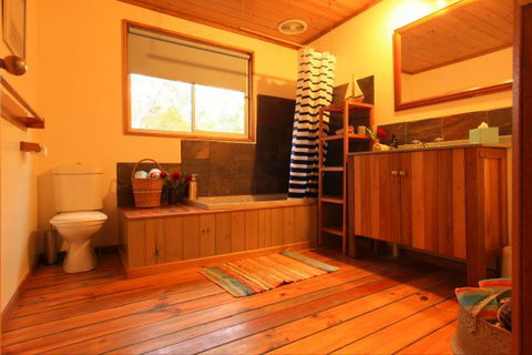 Mandala Bruny Island Holiday Rental - Sunshine Coast Tourism 9