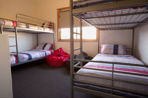 RED FIN Part Of BLUE FIN HOLIDAY HOMES - Sunshine Coast Tourism 5